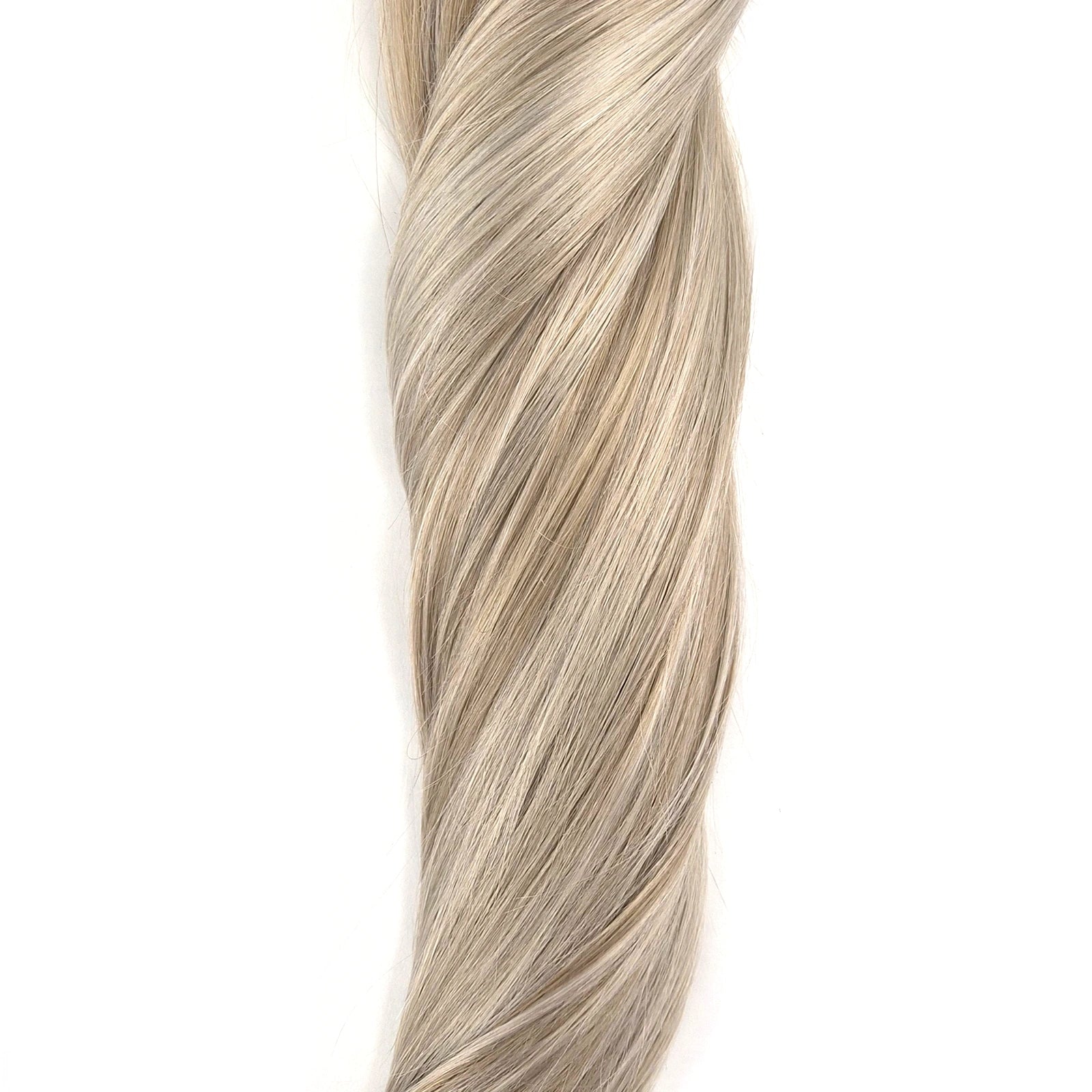 Remy human hair double drawn clip in hair. Asblonde extensions met clips van MLY Hairextensions Nederland. Vandaag besteld, morgen in huis*.