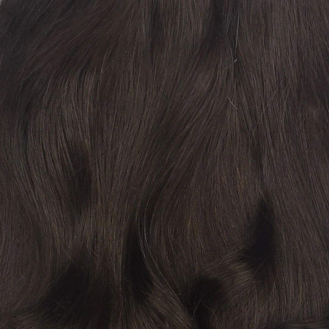 Kleurstaal van de Donker Bruine Clip-in Hairextensions, ponies en haartoppers van remy human hair, echt haar.  Kleurnummer 