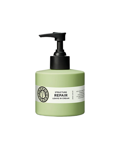 Maria Nila Structure Repair Leave-in Cream is een voedende leave-in-crème gemaakt met algenextract die beschadigde hairextensions herstelt en versterkt, en voorziet van vocht en voeding terwijl het gespleten haarpunten sluit. 