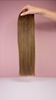 Video van de Warm bruine clip-in Hairextensions. 40cm lange hairextensions van 180gram met een warm midden bruine tint.