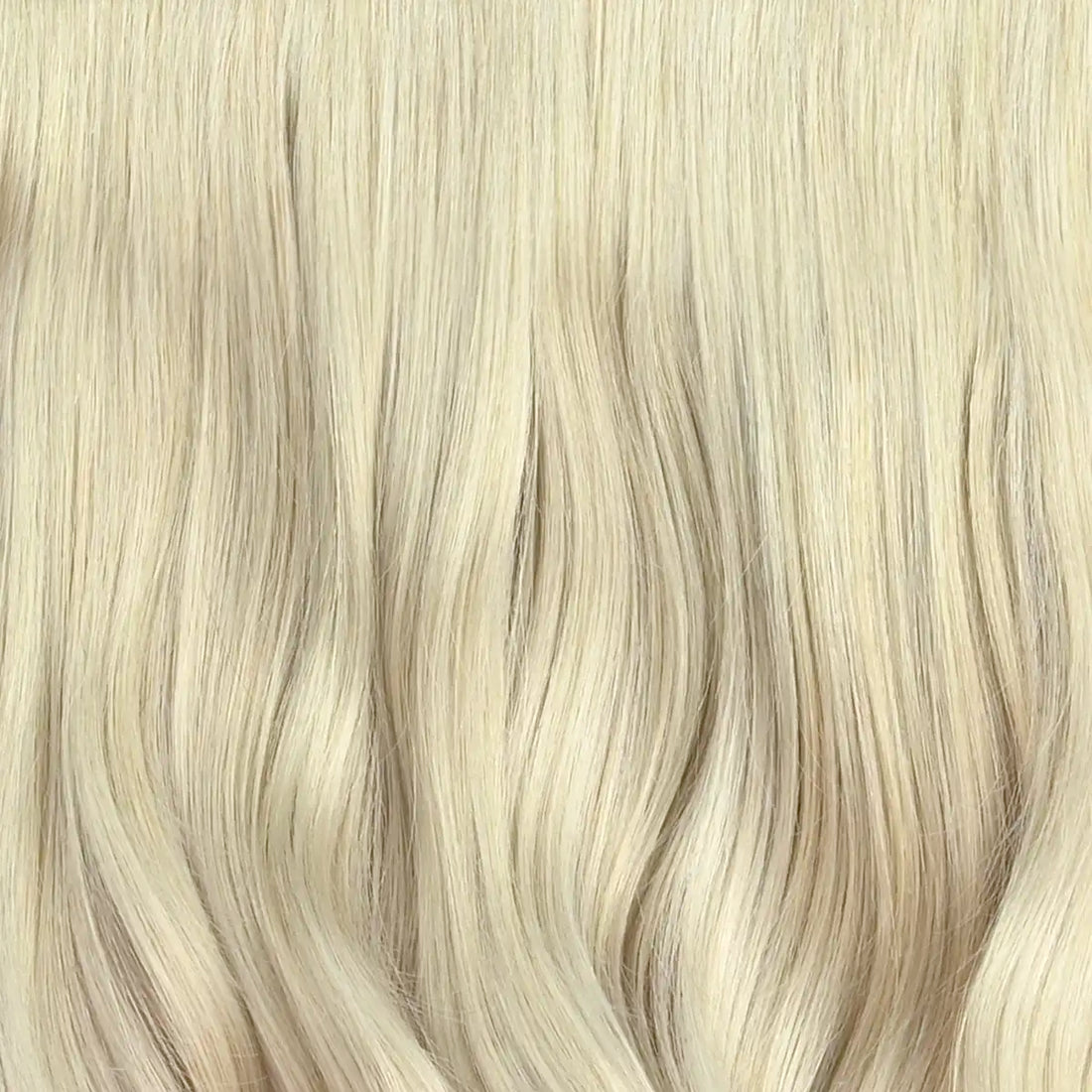 Kleurstaal Zilver as blonde 1 baans clip in hair extensions van echt haar. As blond remy human hairextensions in een ice cold, koele kleur